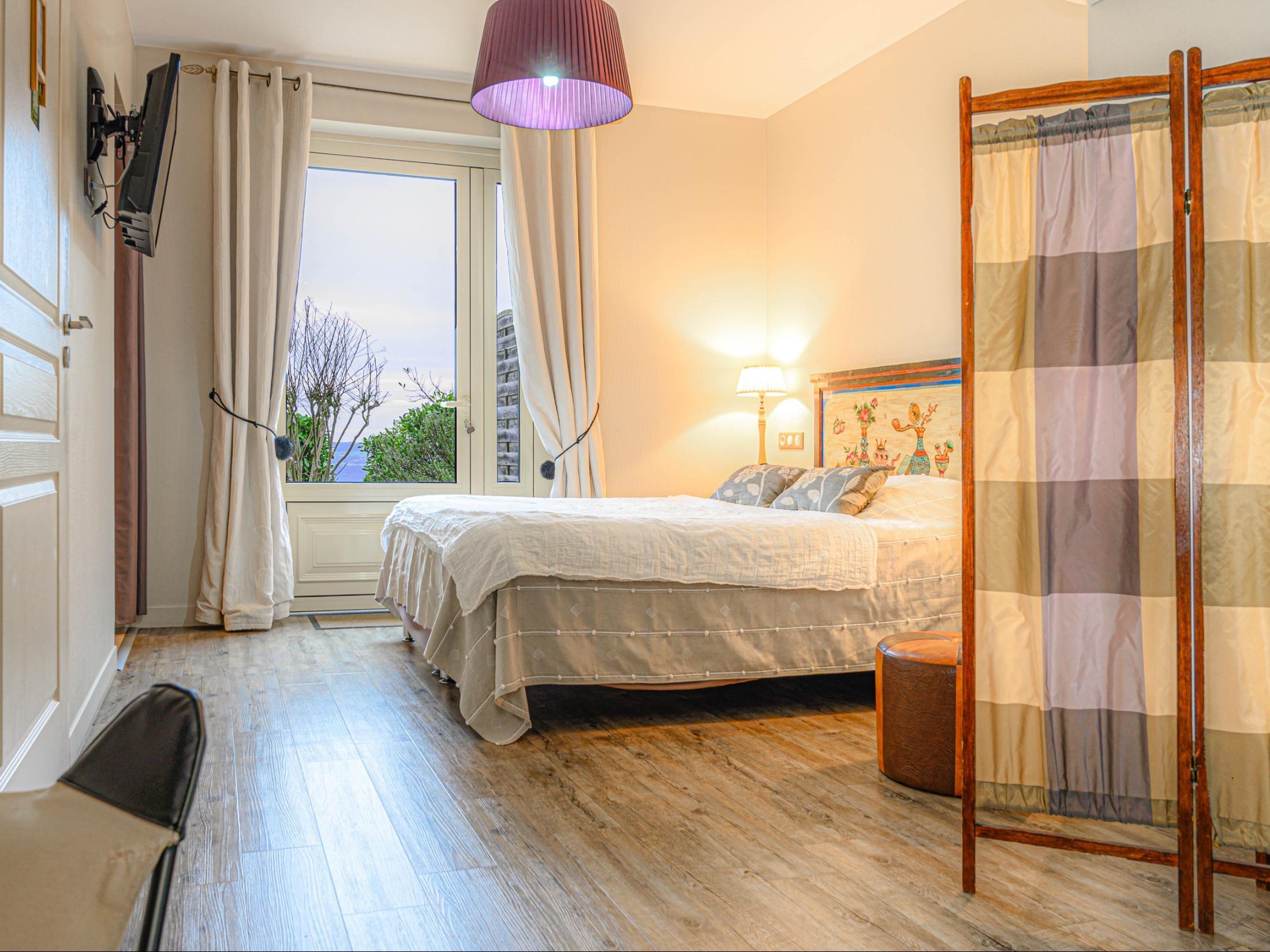 Logis Hotel-restaurant Les Collines 59 Route Des Cretes Hotel 3*