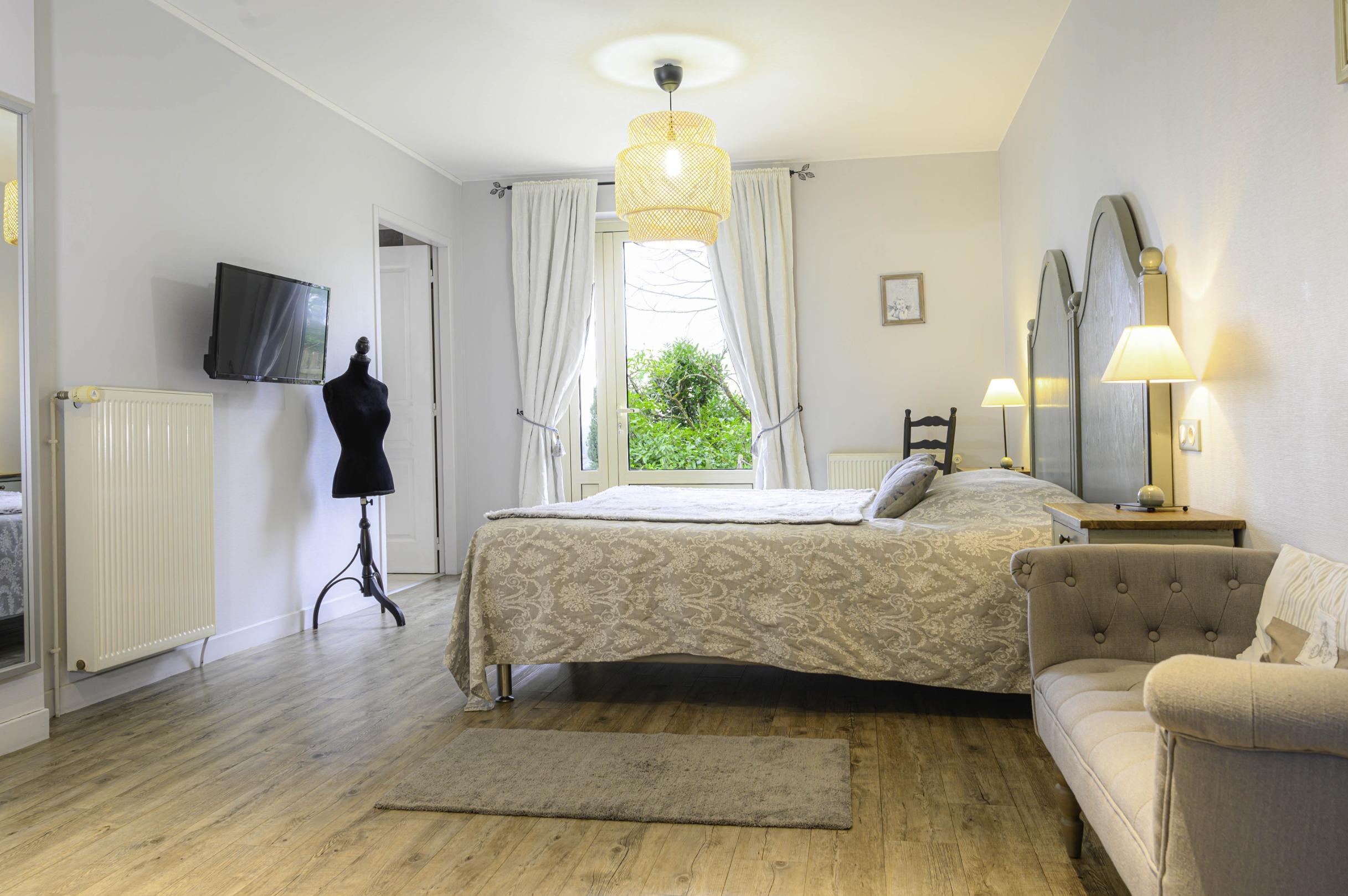 Logis Hotel-restaurant Les Collines 59 Route Des Cretes 3* Cublac
