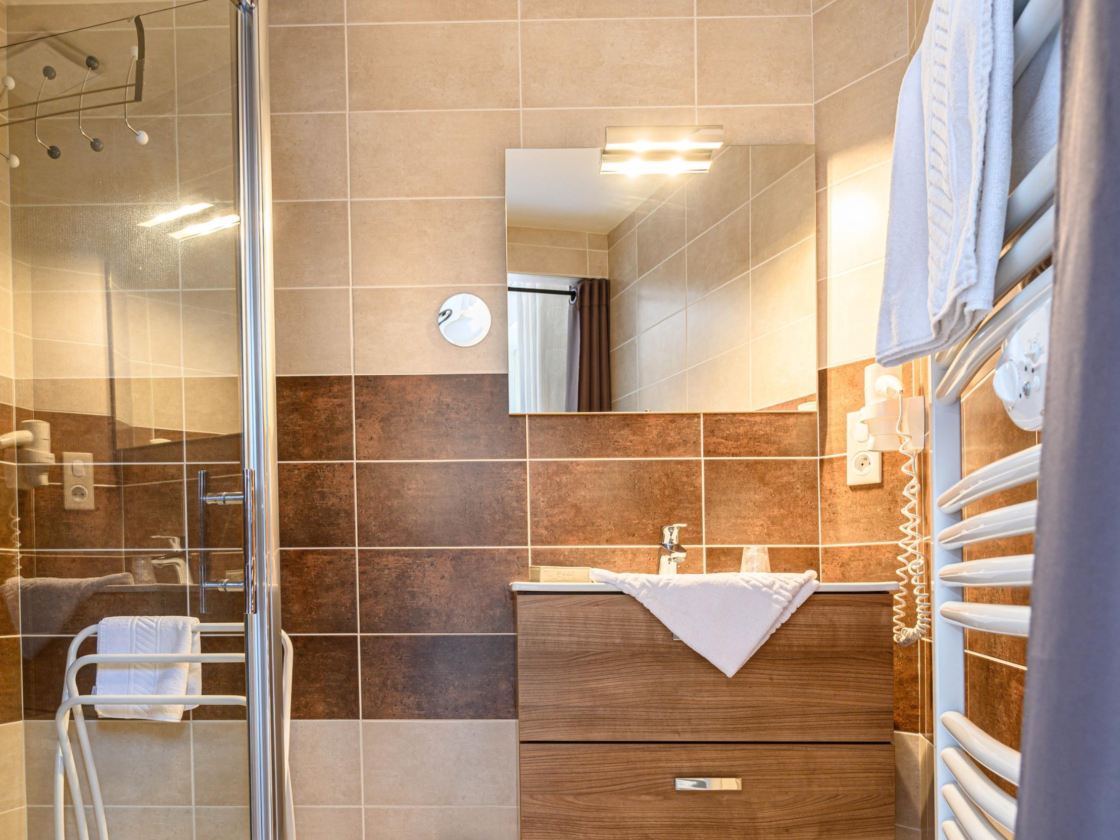 Hotel Logis Hotel-restaurant Les Collines 59 Route Des Cretes 3*