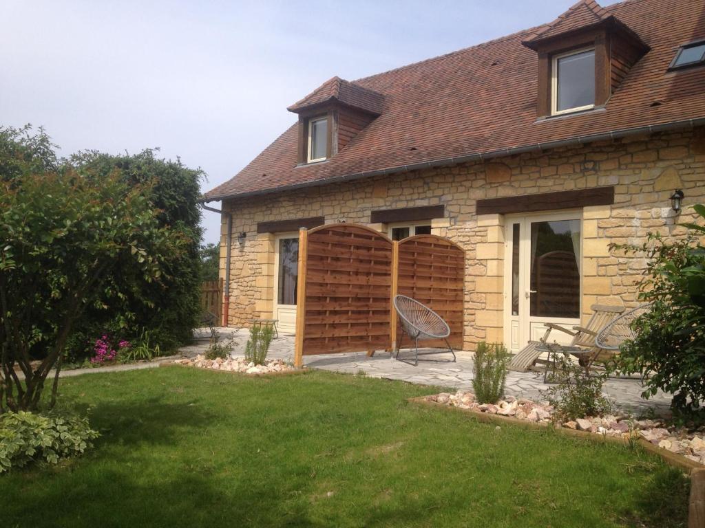 Logis Hotel-Restaurant Les Collines 59 Route Des Cretes 3* Cublac