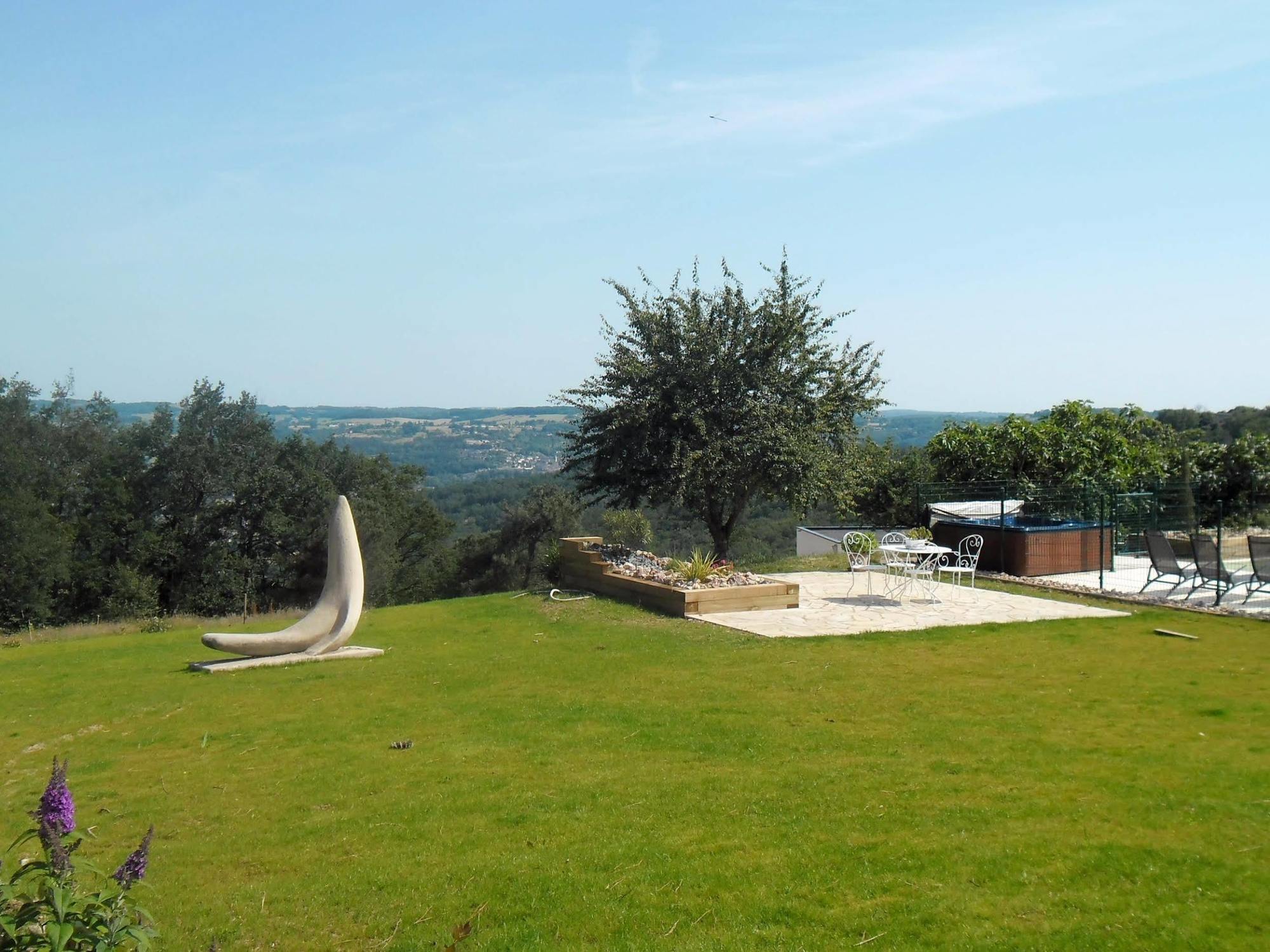 Logis Hotel-restaurant Les Collines 59 Route Des Cretes 3*