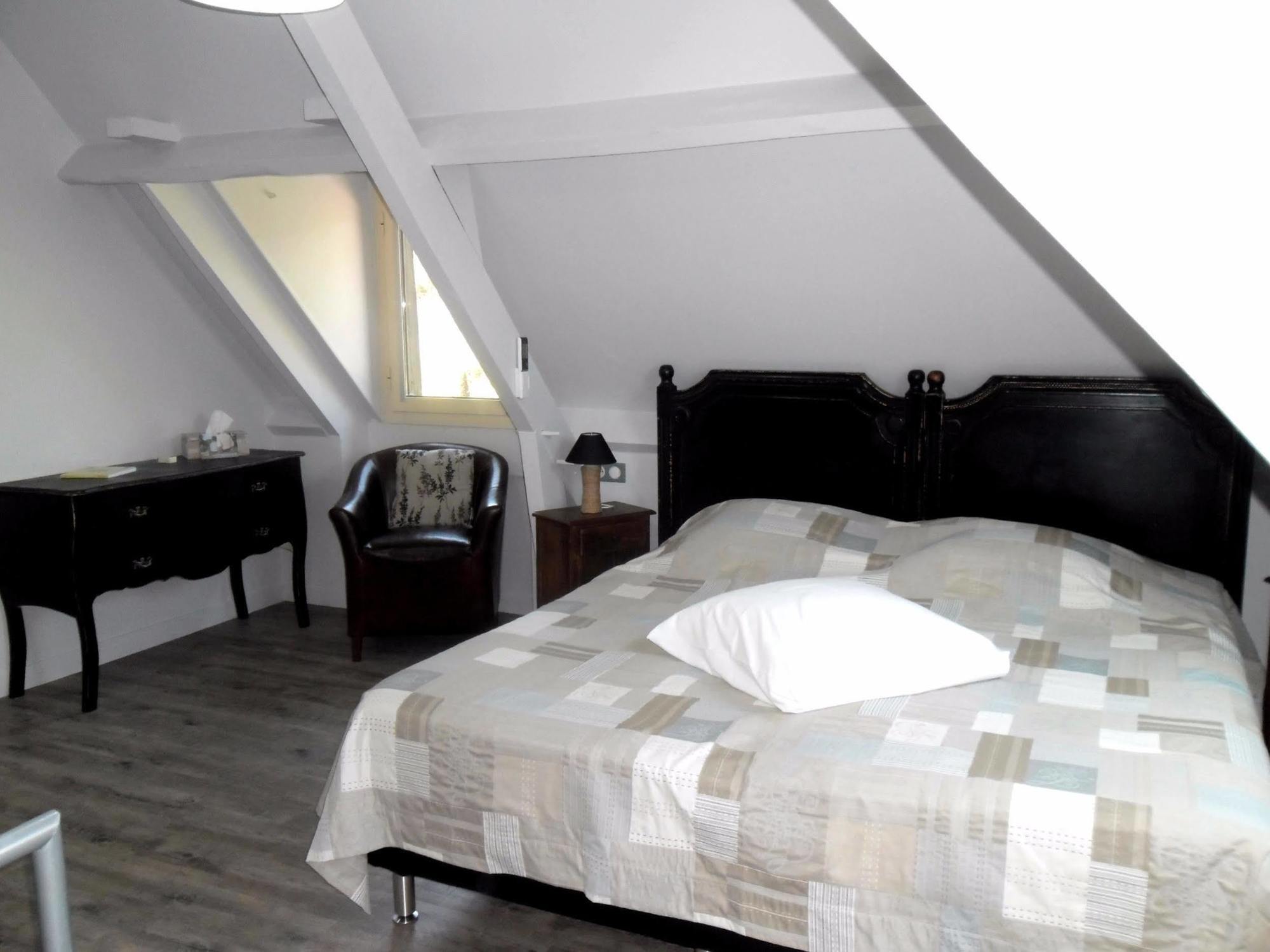 Logis Hotel-restaurant Les Collines 59 Route Des Cretes Hotel 3*