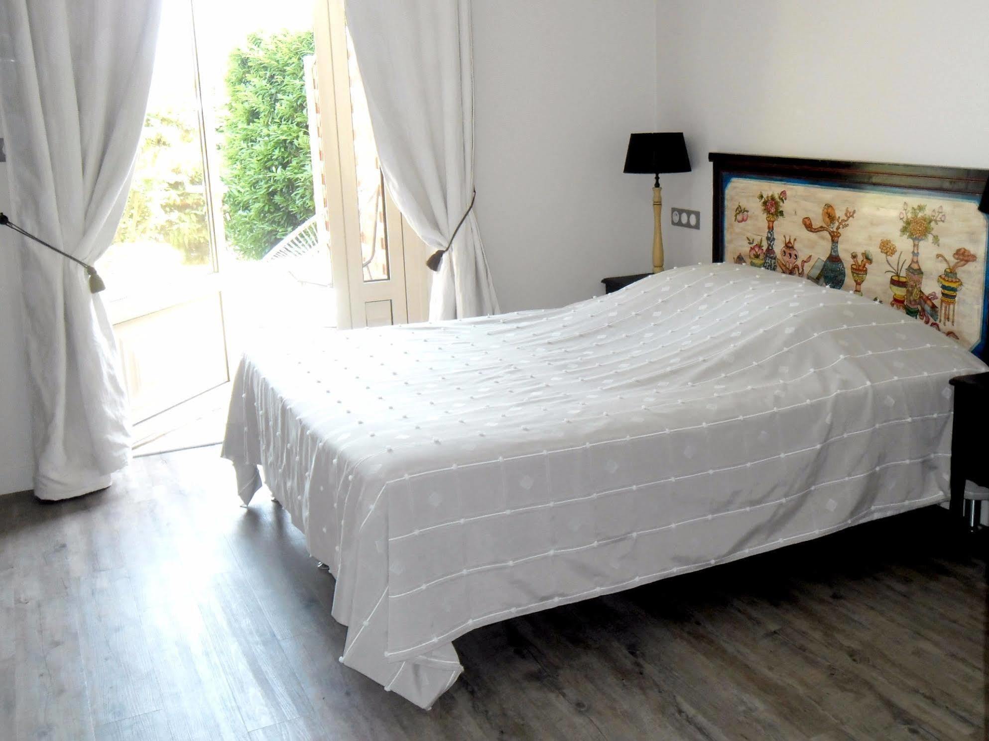 Hotel Logis Hotel-restaurant Les Collines 59 Route Des Cretes Cublac