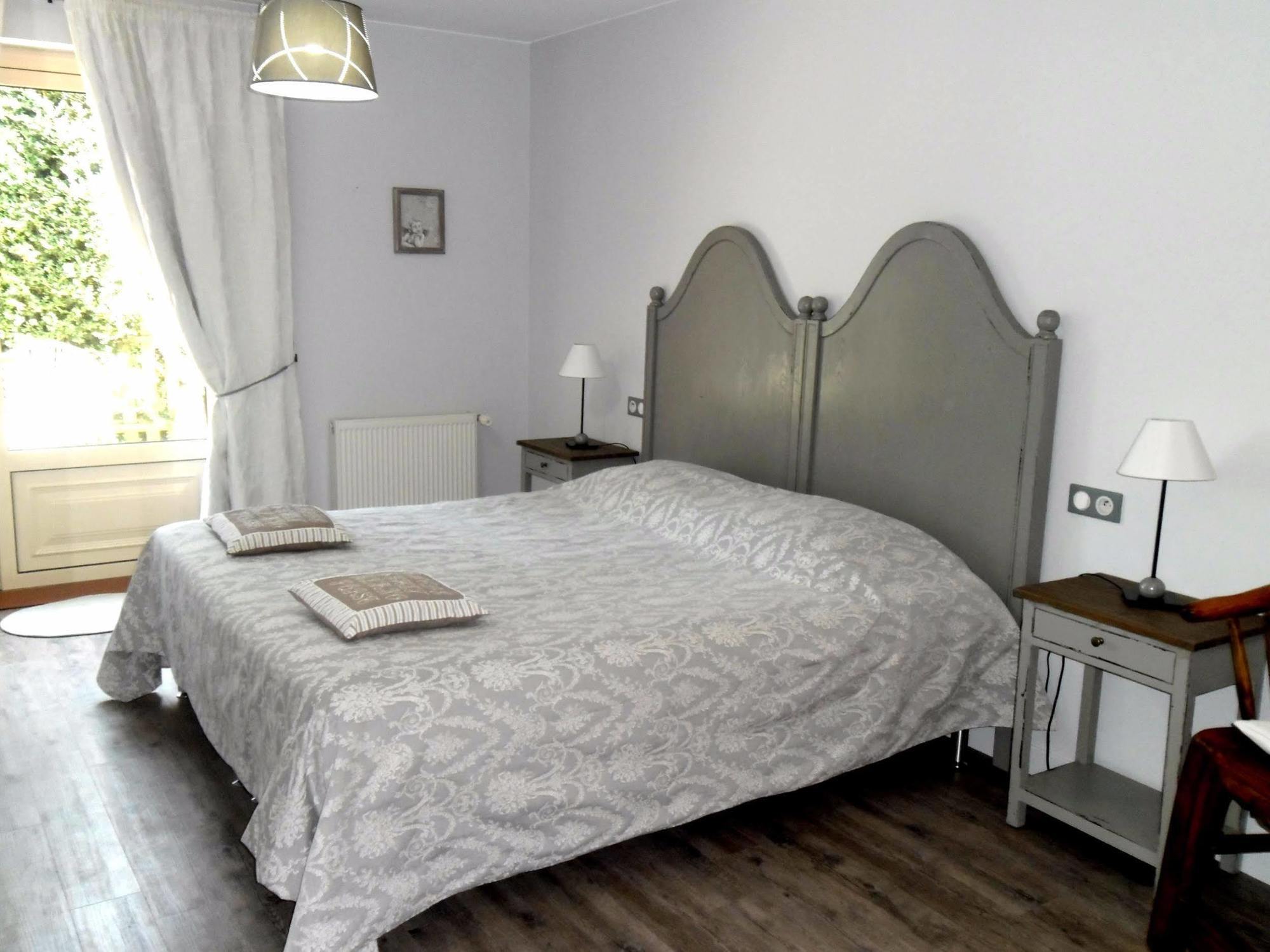 Logis Hotel-Restaurant Les Collines 59 Route Des Cretes Cublac